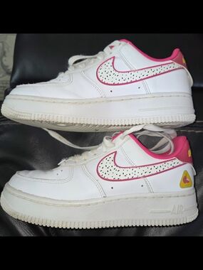 Nike Air Force 1 Low '07 LX Dragon Fruit (BIG KIDS, SZ 5)